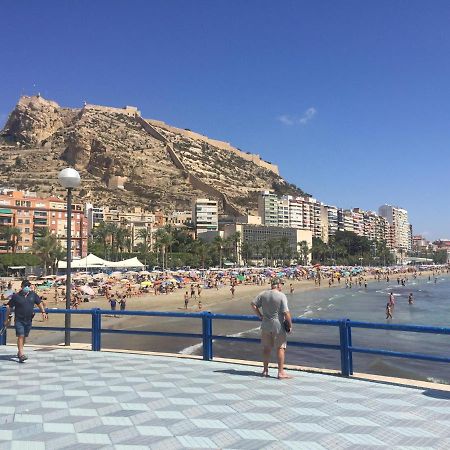 Postiguet Beach Flat Alicante Eksteriør billede